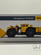 Cargador Subterráneo - Scooptram LHD Epiroc ST18 SG – 1:50 | Equipo de Minería en Metal Coleccionable - thumbnail 4