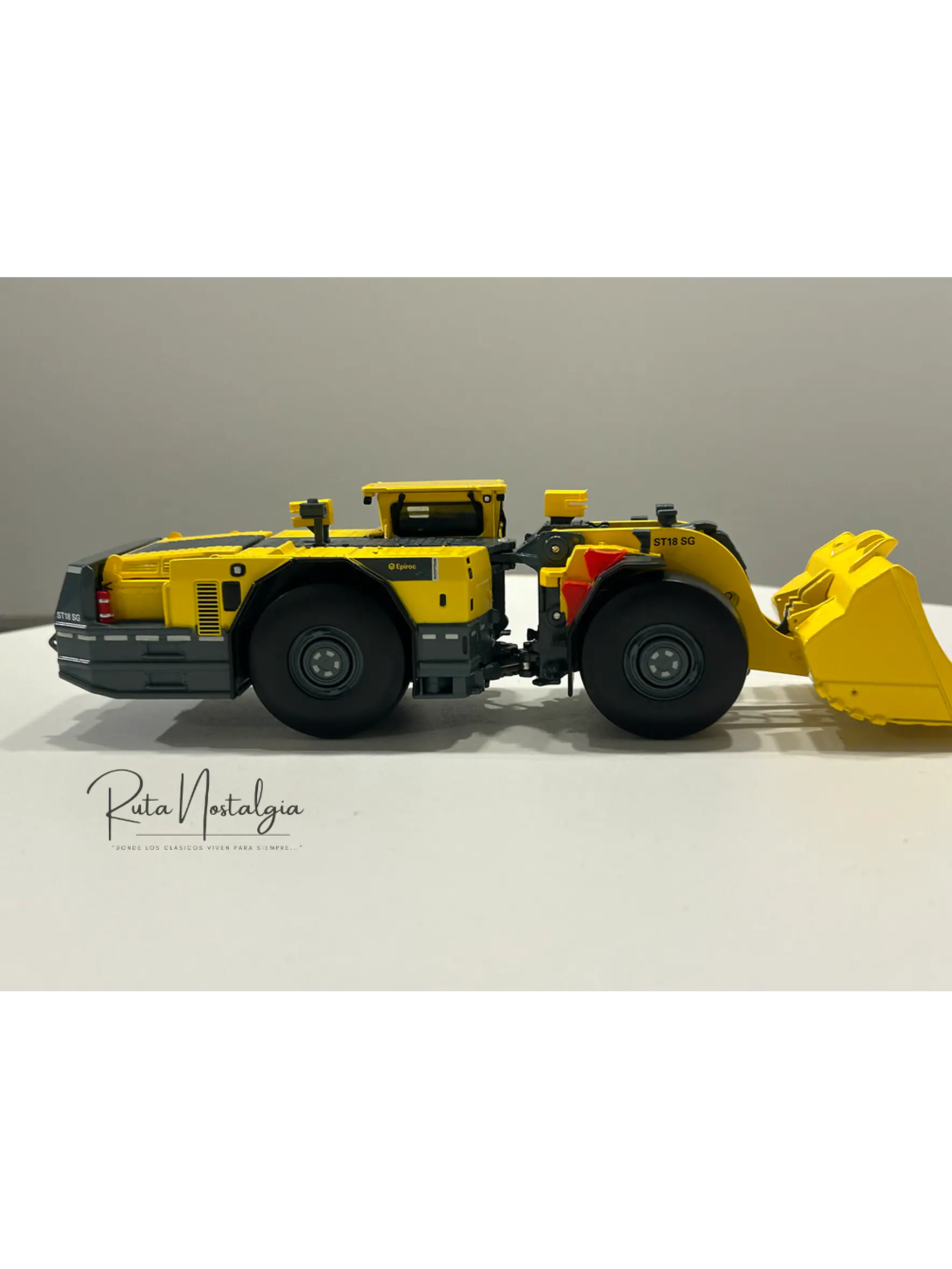 Cargador Subterráneo - Scooptram LHD Epiroc ST18 SG – 1:50 | Equipo de Minería en Metal Coleccionable 10