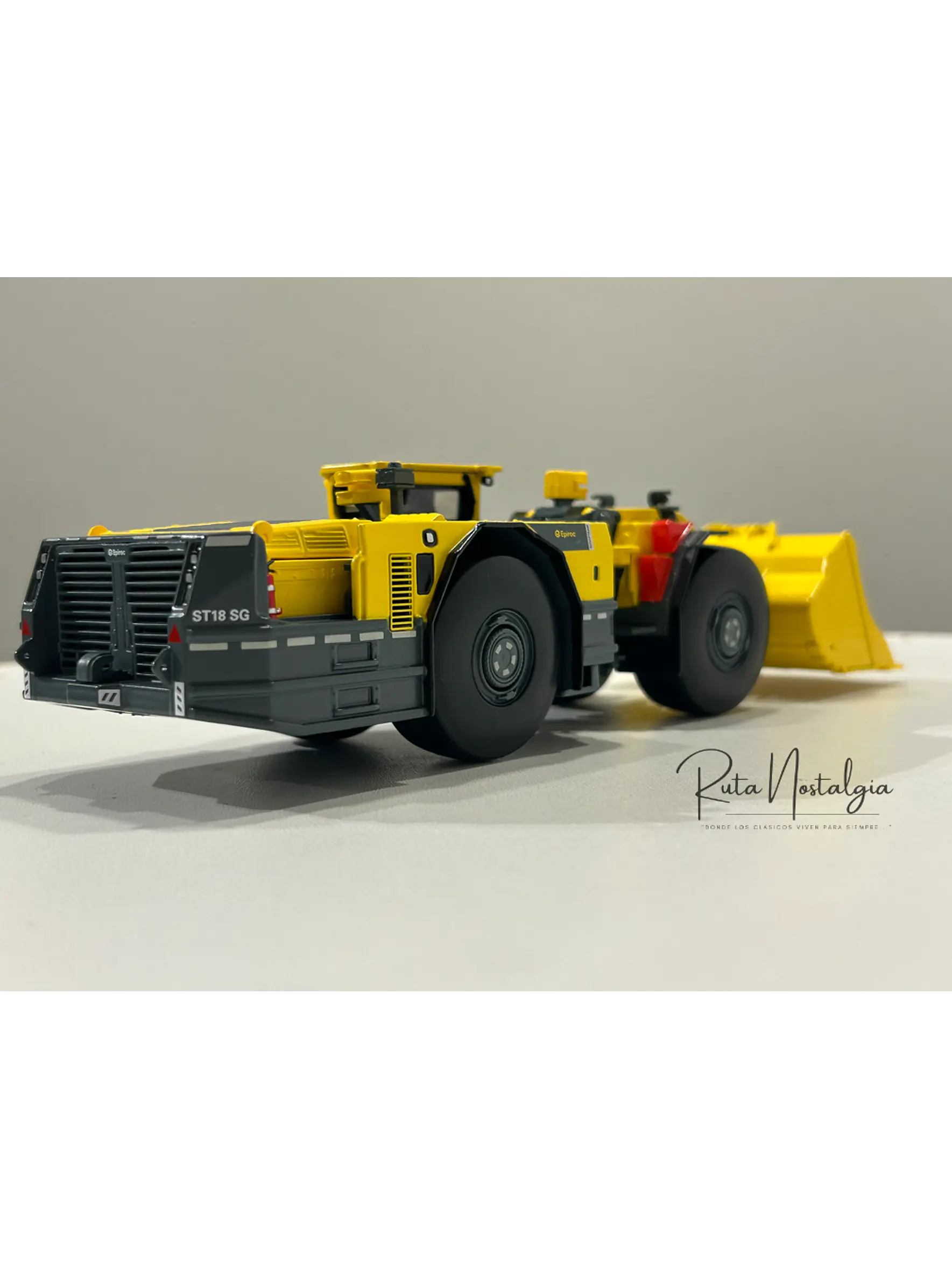 Cargador Subterráneo - Scooptram LHD Epiroc ST18 SG – 1:50 | Equipo de Minería en Metal Coleccionable 9