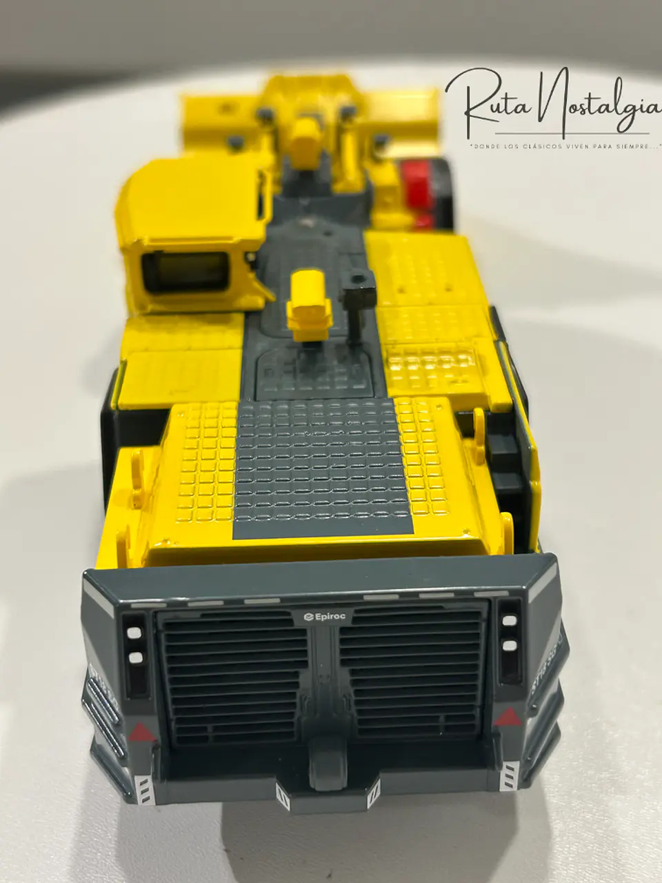 Equipo Minero Scooptram LHD Epiroc ST18 SG 1:50 8