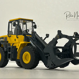 Cargador Frontal Forestal Komatsu WA250PT-5 |  CONRAD Modelle (Alemania) Escala 1:50 – Cargador frontal “tool carrier” para operaciones forestales