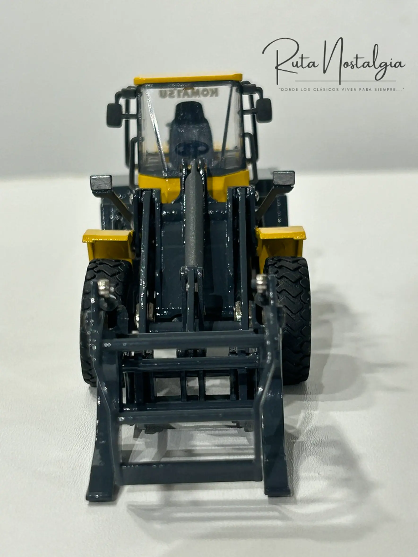 Cargador Frontal Forestal Komatsu WA250PT-5 |  CONRAD Modelle (Alemania) Escala 1:50 – Cargador frontal “tool carrier” para operaciones forestales 7