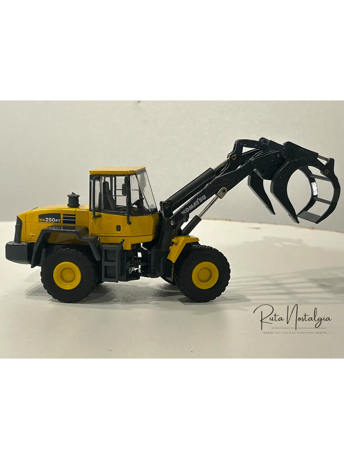 Cargador Frontal Forestal Komatsu WA250PT-5 |  CONRAD Modelle (Alemania) Escala 1:50 – Cargador frontal “tool carrier” para operaciones forestales 9