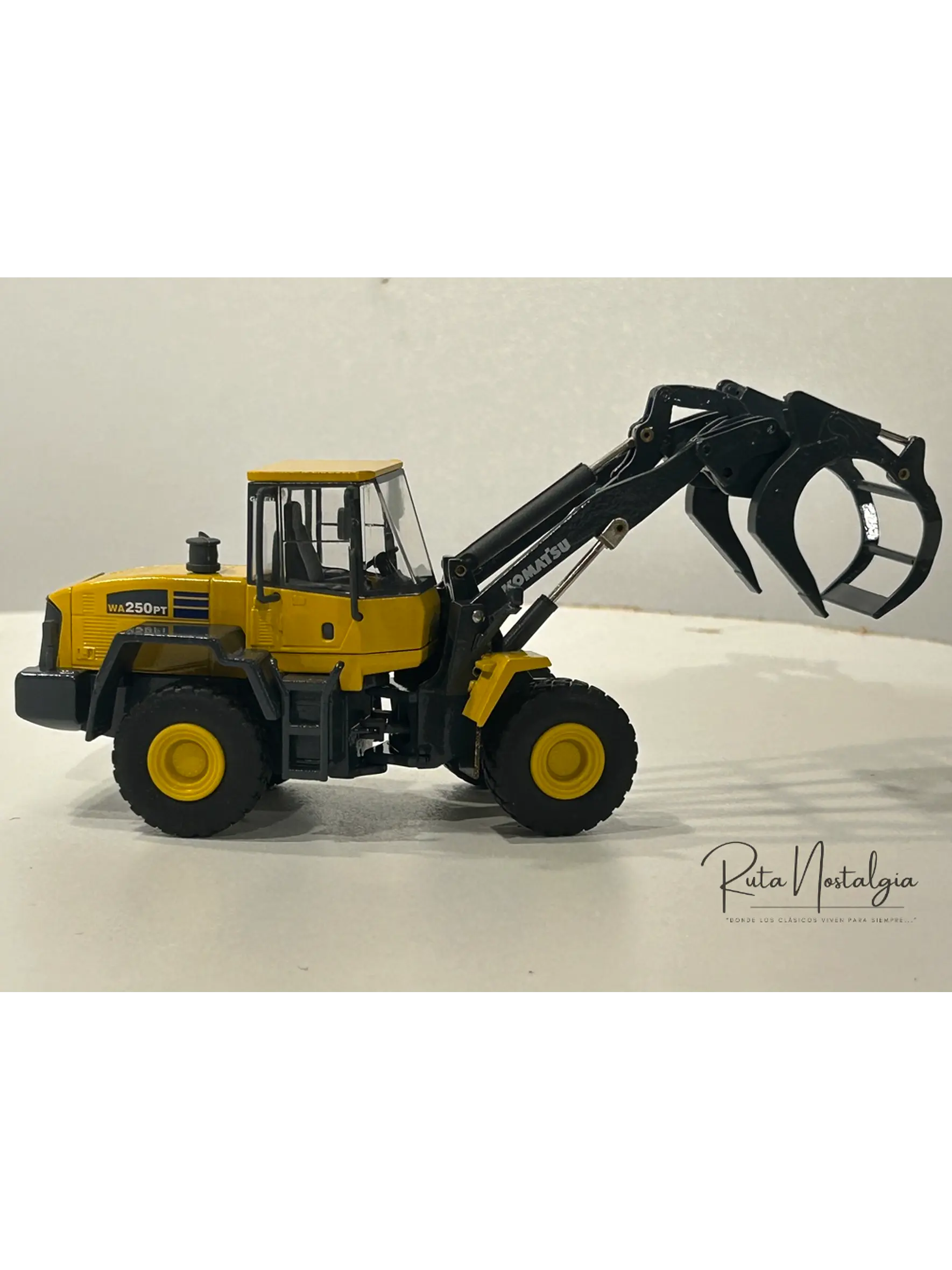 Cargador Frontal Forestal Komatsu WA250PT-5 |  CONRAD Modelle (Alemania) Escala 1:50 – Cargador frontal “tool carrier” para operaciones forestales 9