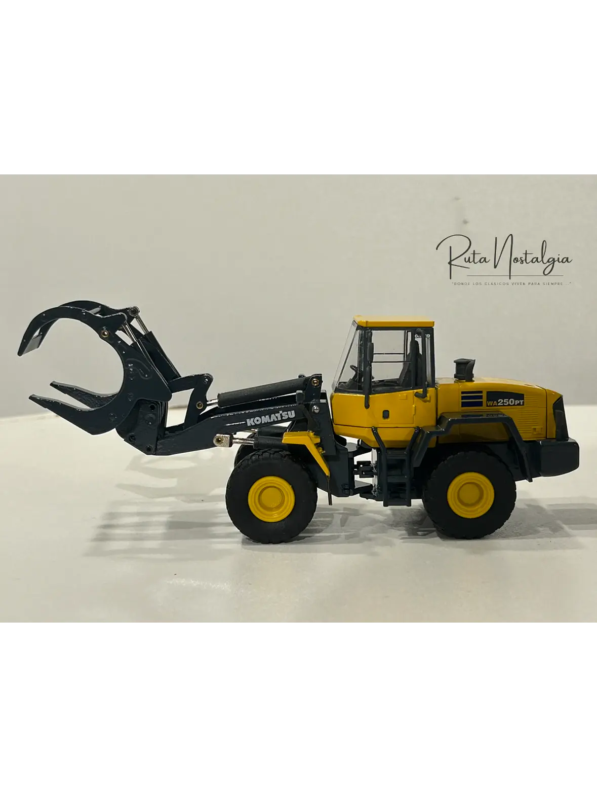 Cargador Frontal Forestal Komatsu WA250PT-5 |  CONRAD Modelle (Alemania) Escala 1:50 – Cargador frontal “tool carrier” para operaciones forestales 13