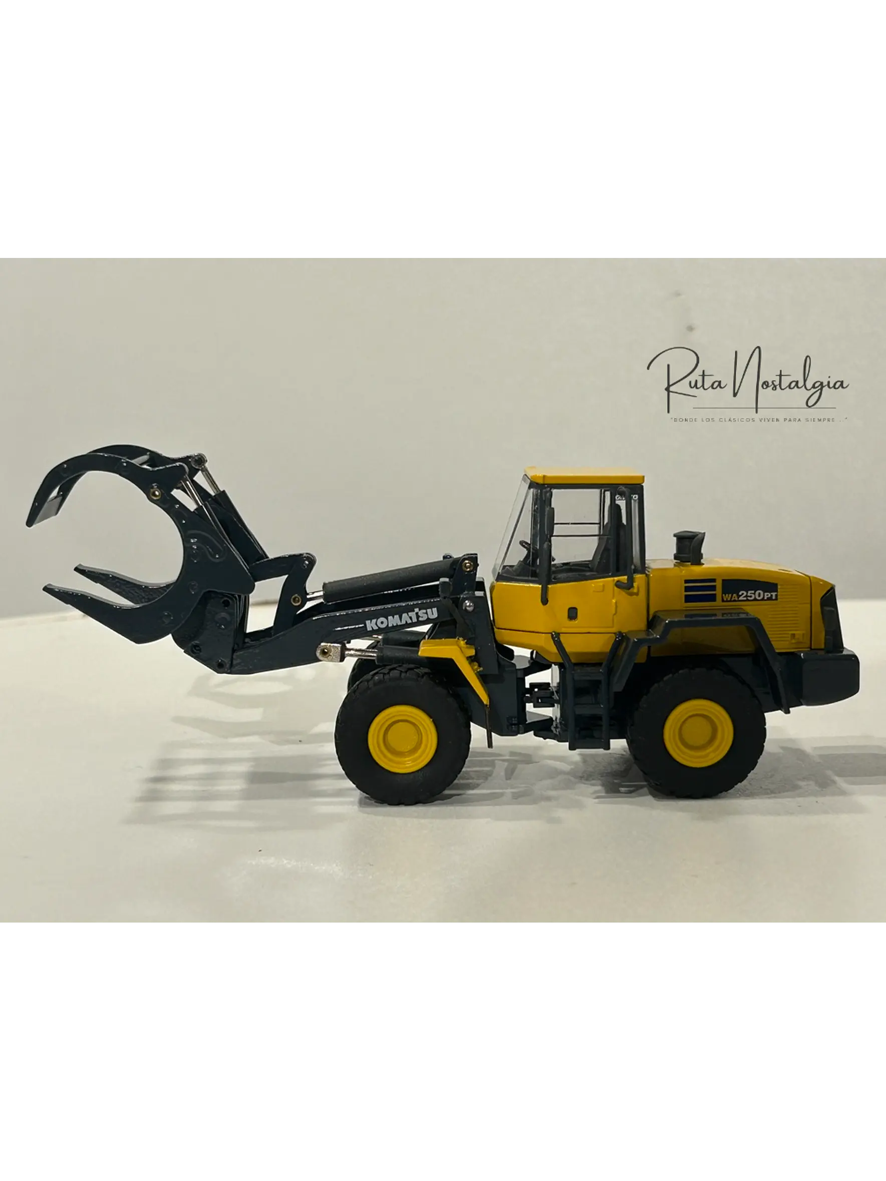 Cargador Frontal Forestal Komatsu WA250PT-5 |  CONRAD Modelle (Alemania) Escala 1:50 – Cargador frontal “tool carrier” para operaciones forestales 13