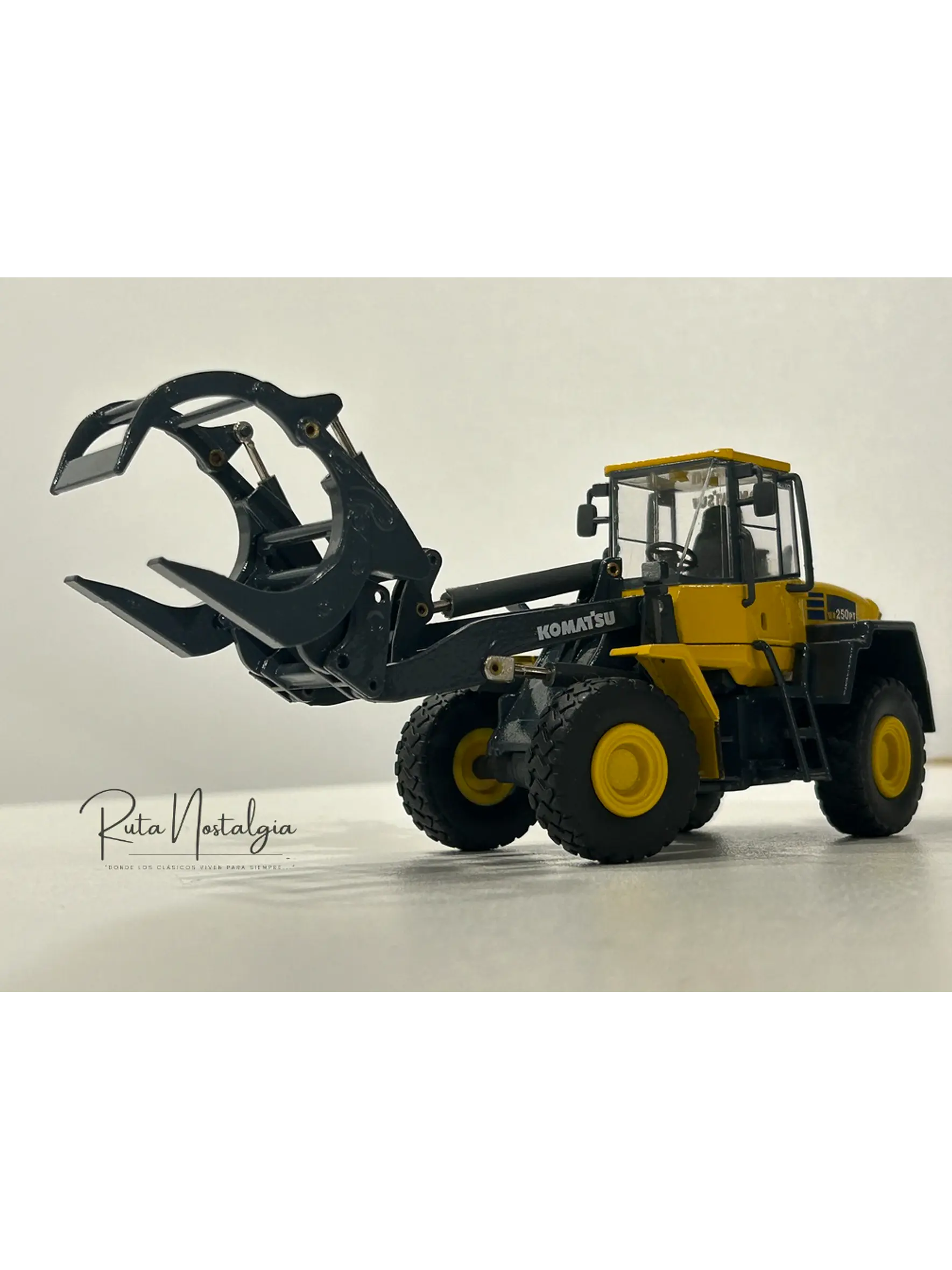 Cargador Frontal Forestal Komatsu WA250PT-5 |  CONRAD Modelle (Alemania) Escala 1:50 – Cargador frontal “tool carrier” para operaciones forestales 14