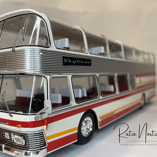 Bus Neoplan Skyliner NH 22L – Miniatura Ixo Models Escala 1:43 (Doble piso de lujo)
