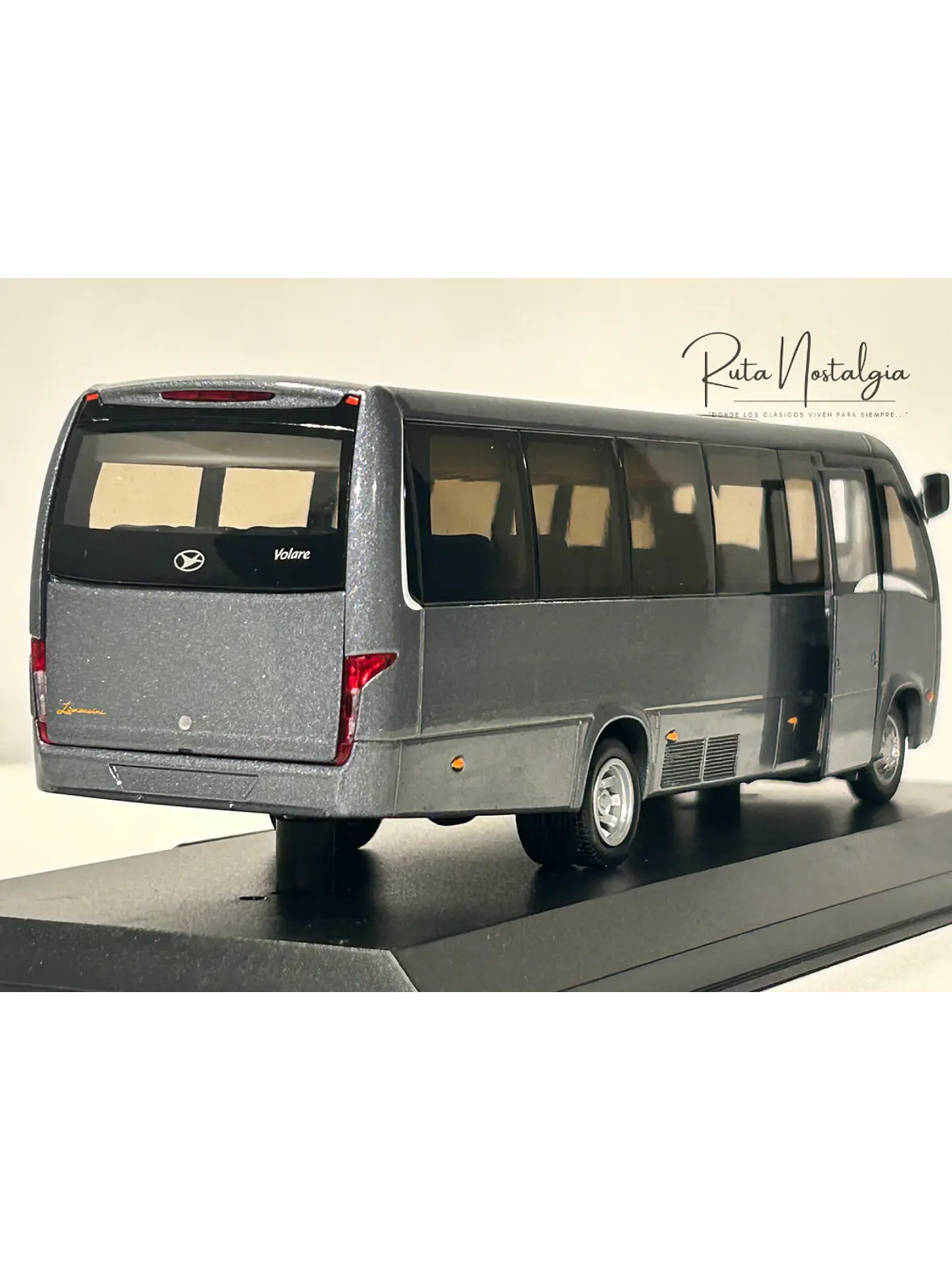 Marcopolo Volare 1:42 – Mini bus brasileño de referencia para turismo y transporte colectivo en Chile 7