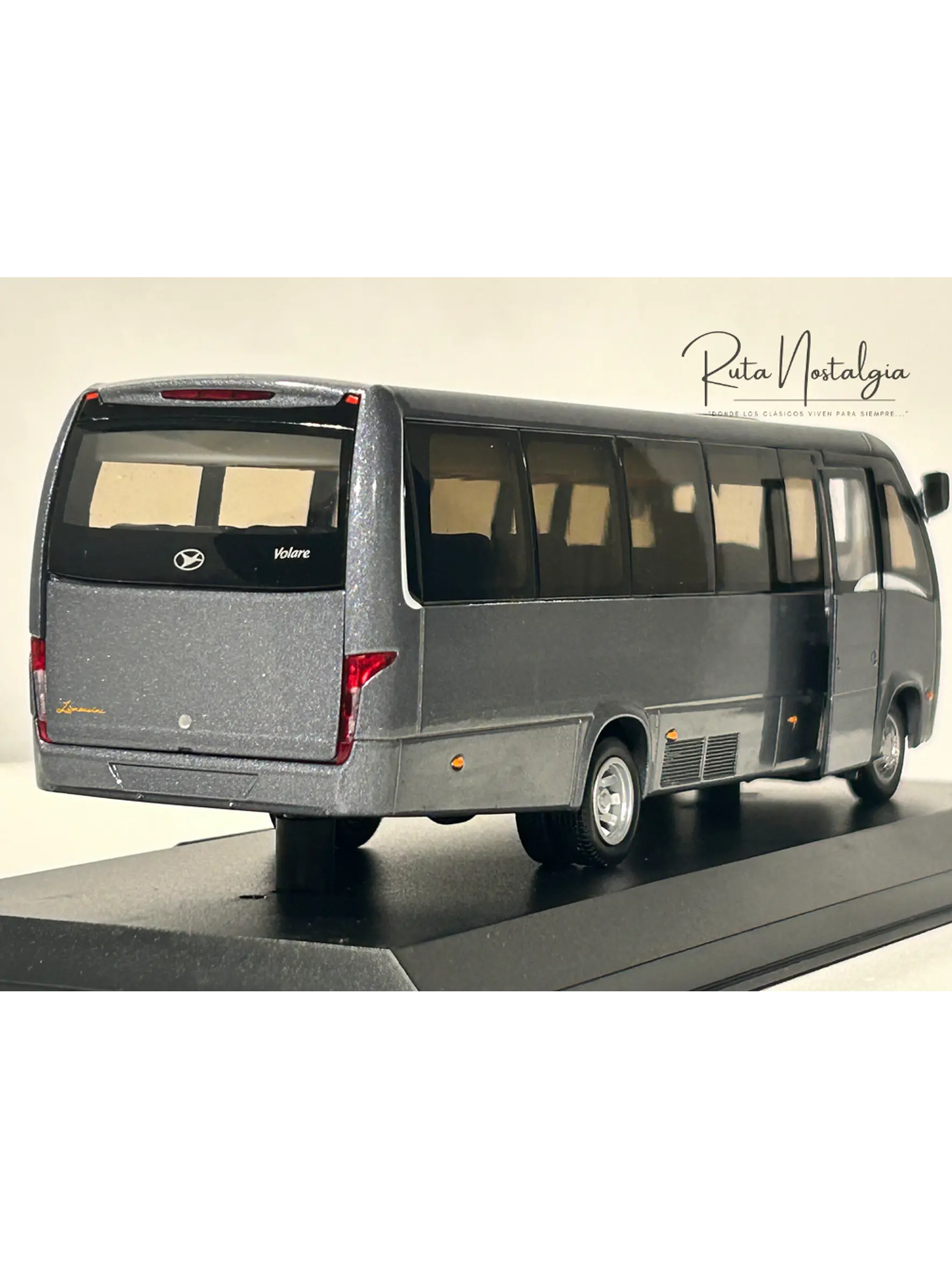 Marcopolo Volare 1:42 – Mini bus brasileño de referencia para turismo y transporte colectivo en Chile 7