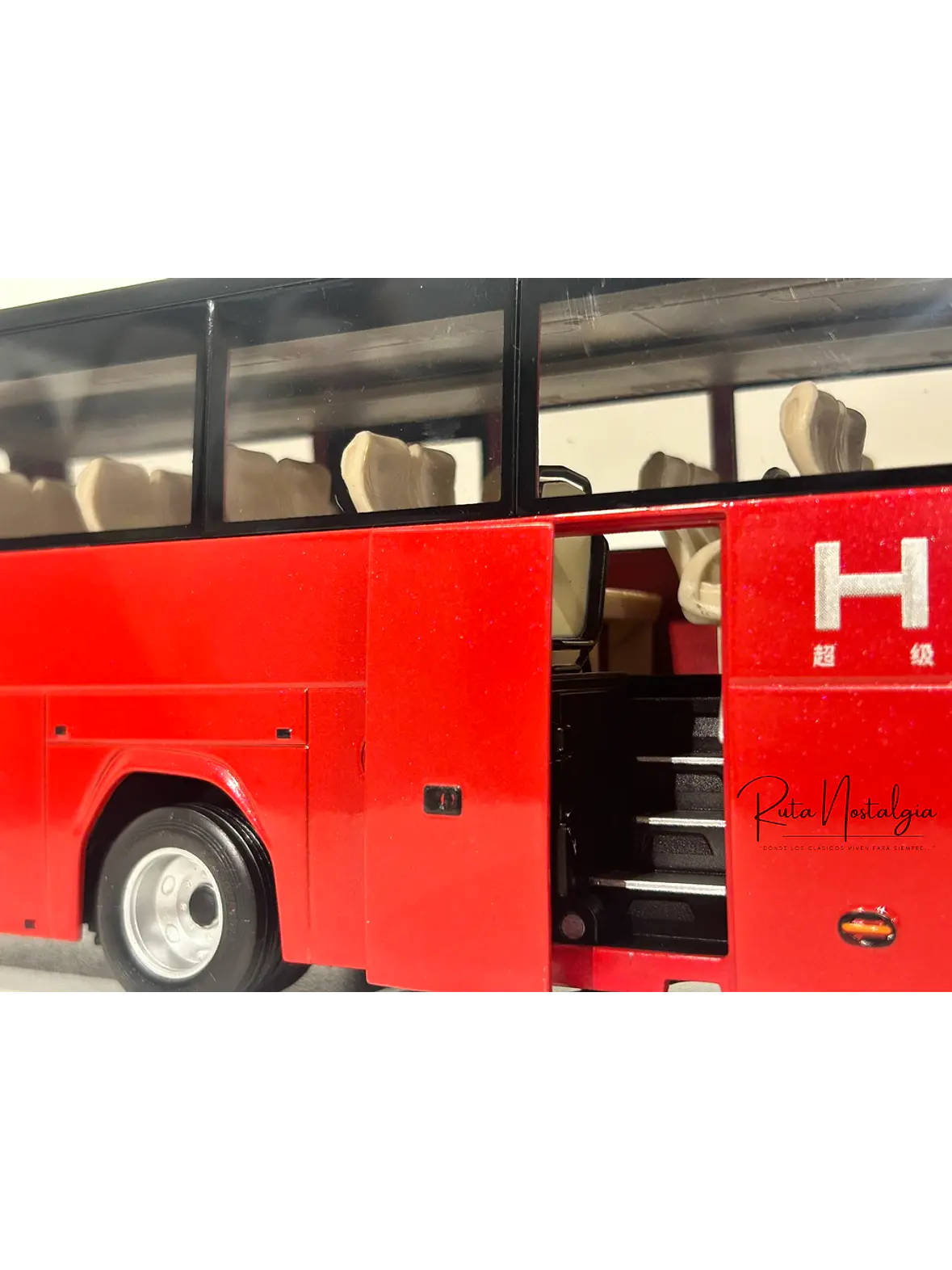 Bus Zhongtong H12. Escala 1:36 | 