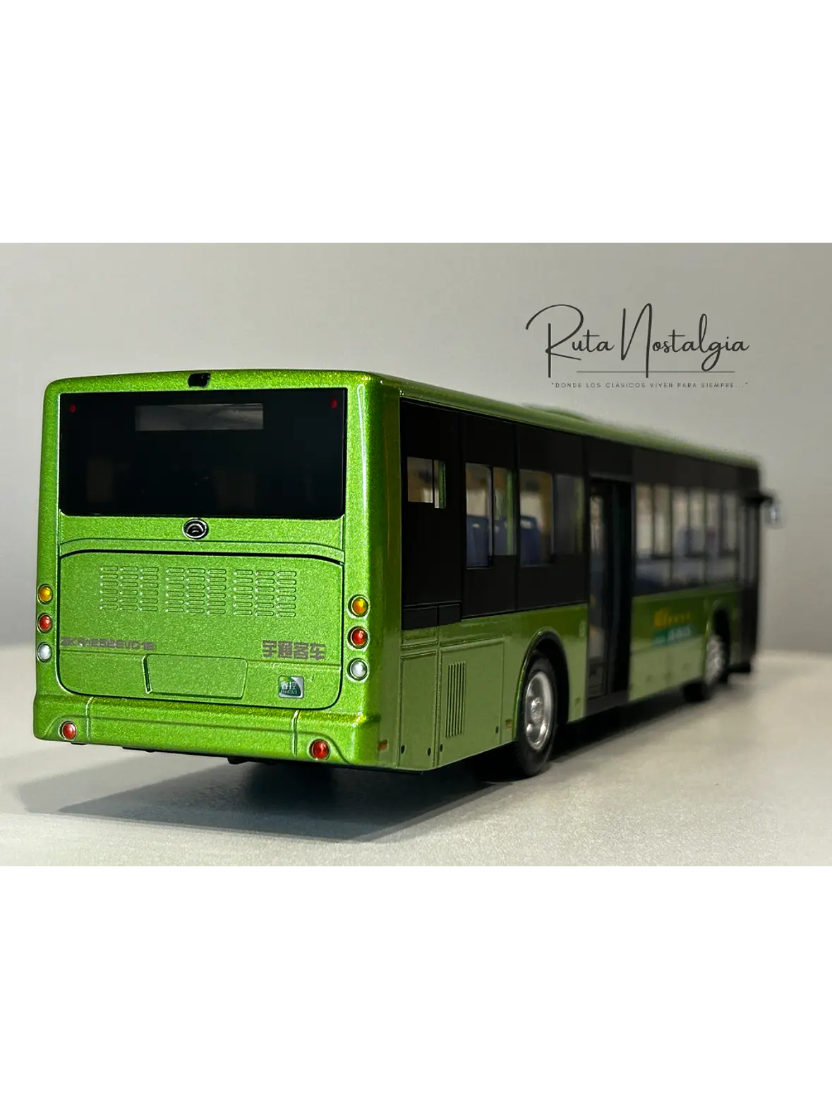 Bus Yutong ZK6128 “E12” (RED movilidad) Miniatura escala 1:42 Die-cast  7