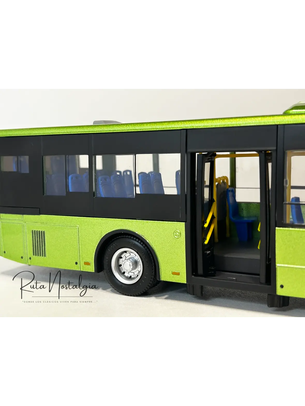 Bus Yutong ZK6128 “E12” (RED movilidad) Miniatura escala 1:42 Die-cast  5