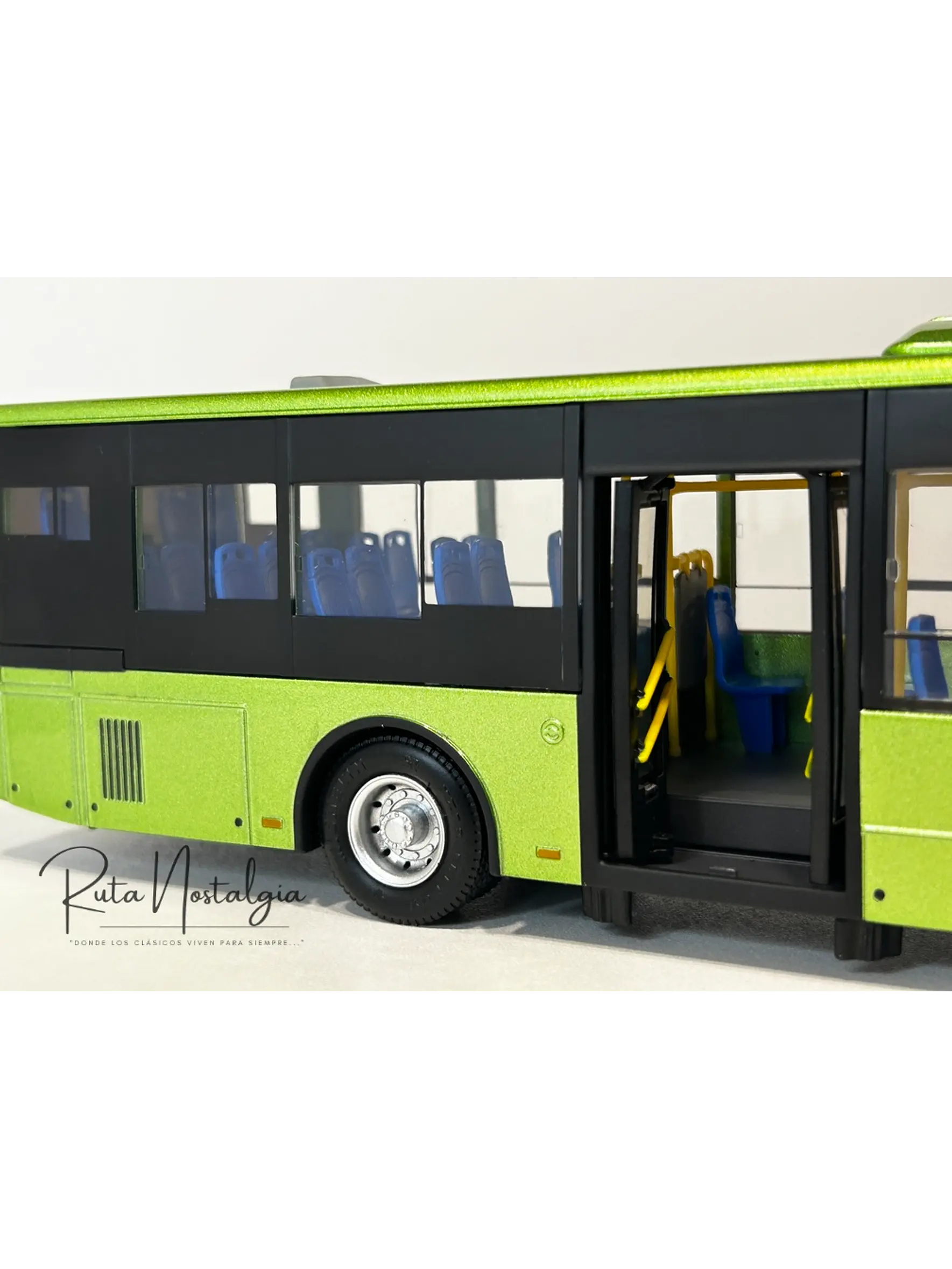 Bus Yutong ZK6128 “E12” (RED movilidad) Miniatura escala 1:42 Die-cast  5