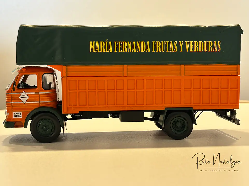 Camión Pegaso Comet 1095 