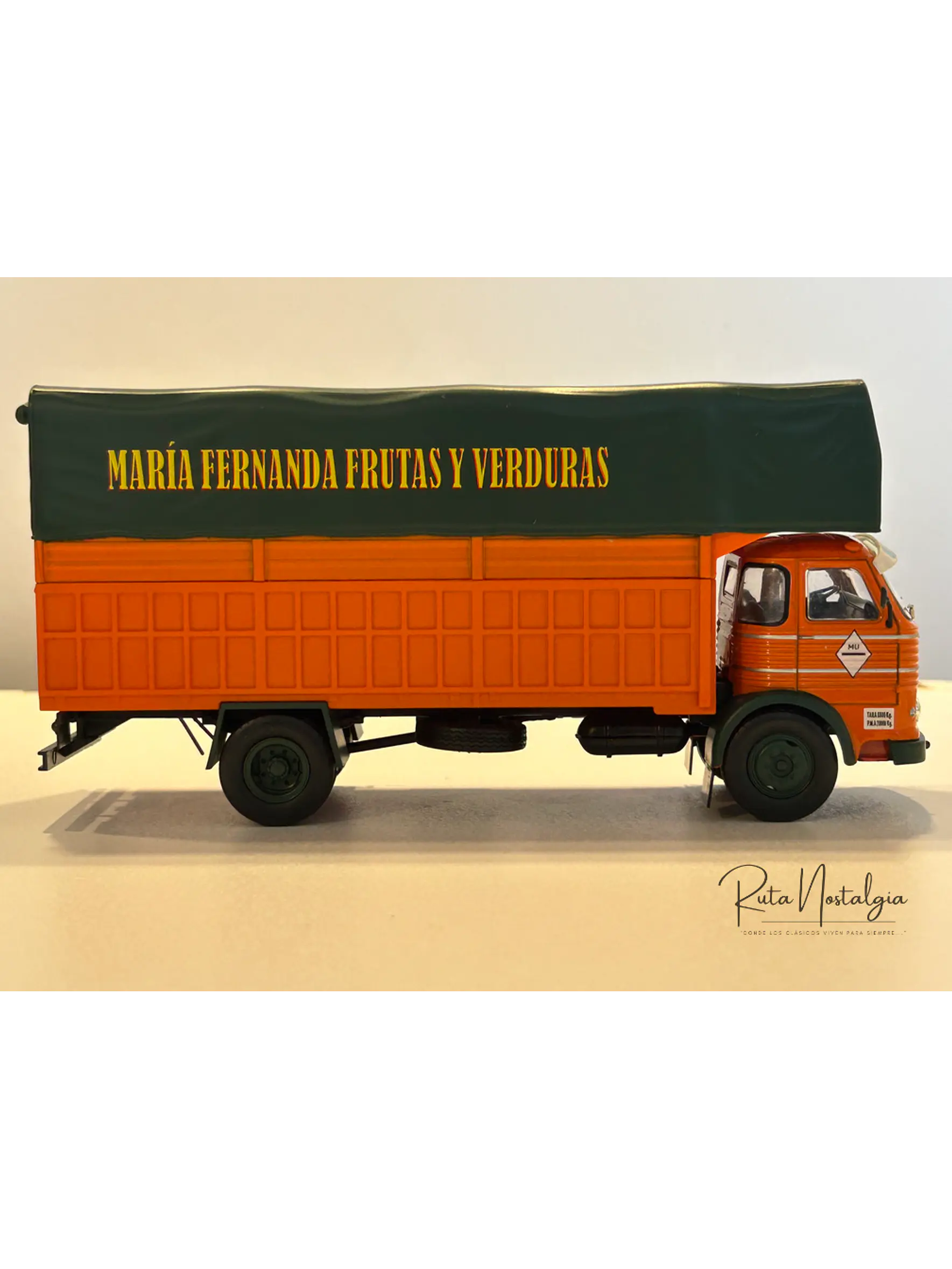 Pegaso Comet 1095 Frutas y Verduras 1963 IXO Models 1:43 – Camión clásico de colección 8
