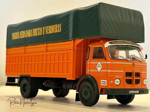 Pegaso Comet 1095 Frutas y Verduras 1963 IXO Models 1:43 – Camión clásico de colección