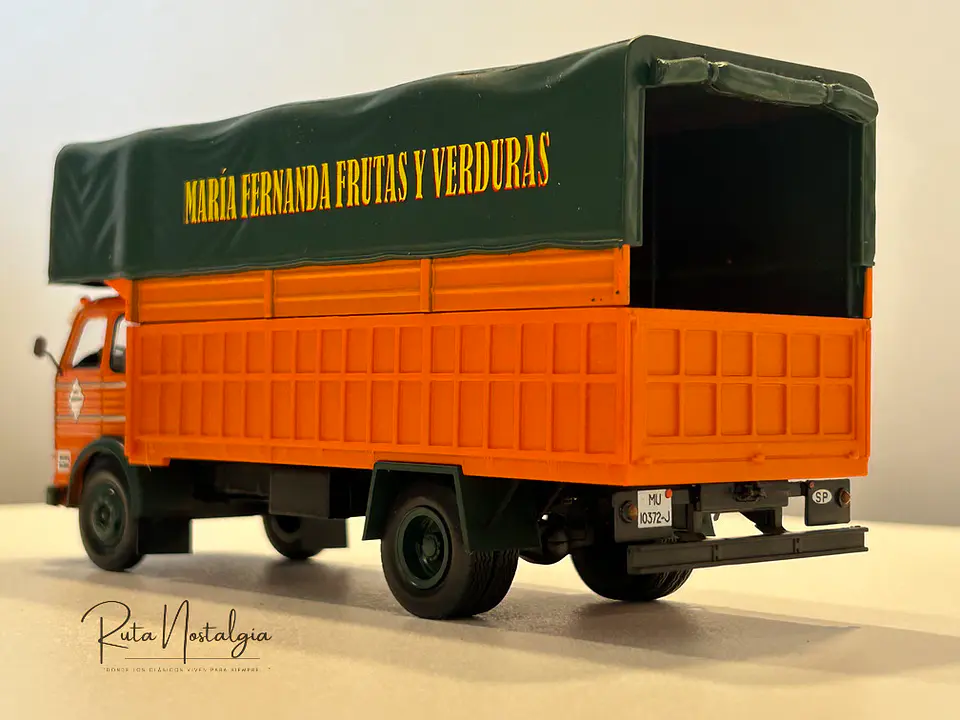Camión Pegaso Comet 1095 