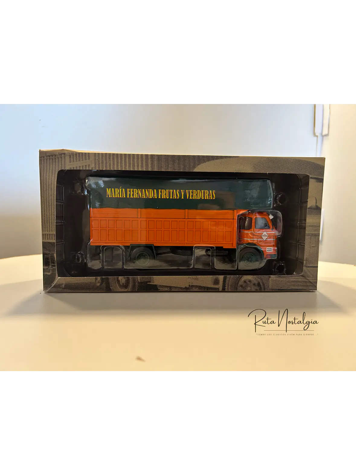 Pegaso Comet 1095 Frutas y Verduras 1963 IXO Models 1:43 – Camión clásico de colección 10