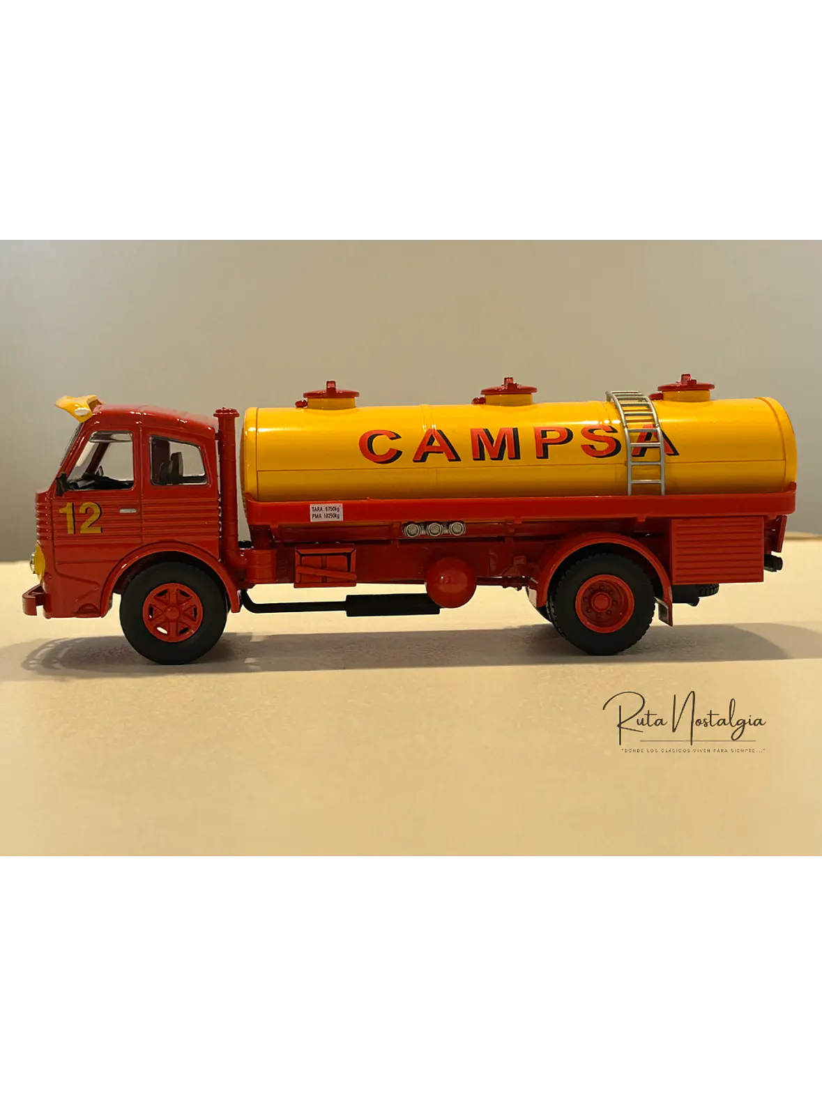 Pegaso Z-206 CAMPSA 1956 – IXO 1:43 | Camión Histórico Español - Coleccionable 4