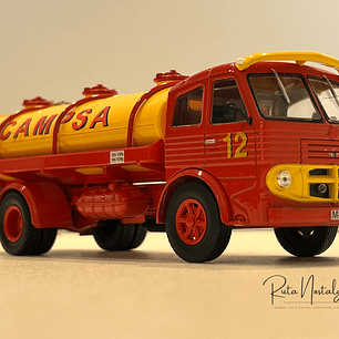 Pegaso Z-206 CAMPSA 1956 – IXO 1:43 | Camión Histórico Español - Coleccionable