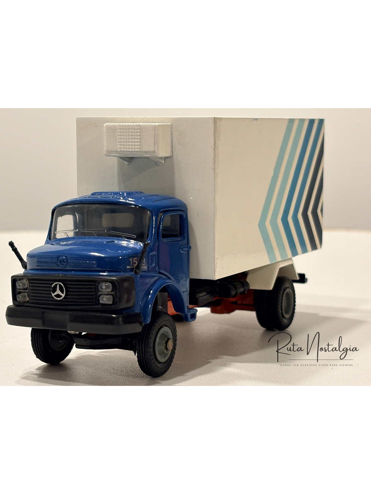 Mercedes-Benz 1513 Frigorífico ARPRA Supermini Brasil 1:50 | Camión clásico brasileño vintage de colección en Chile 3