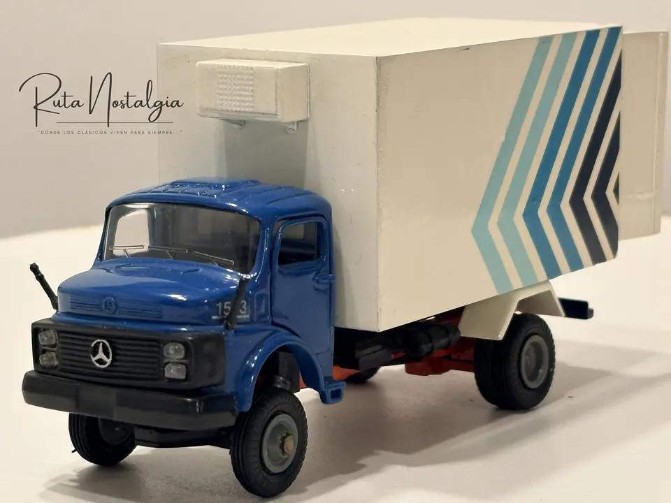 Mercedes-Benz 1513 Frigorífico ARPRA Supermini Brasil 1:50 | Camión clásico brasileño vintage de colección en Chile 5