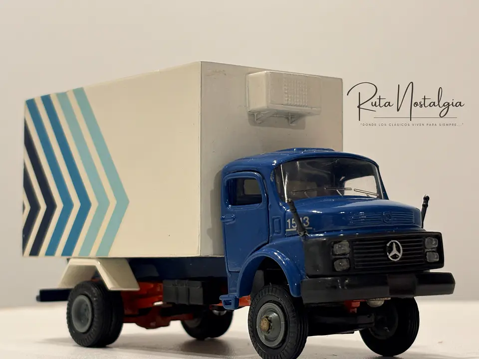 Mercedes-Benz 1513 Frigorífico ARPRA Supermini Brasil 1:50 | Camión clásico brasileño vintage de colección en Chile 1