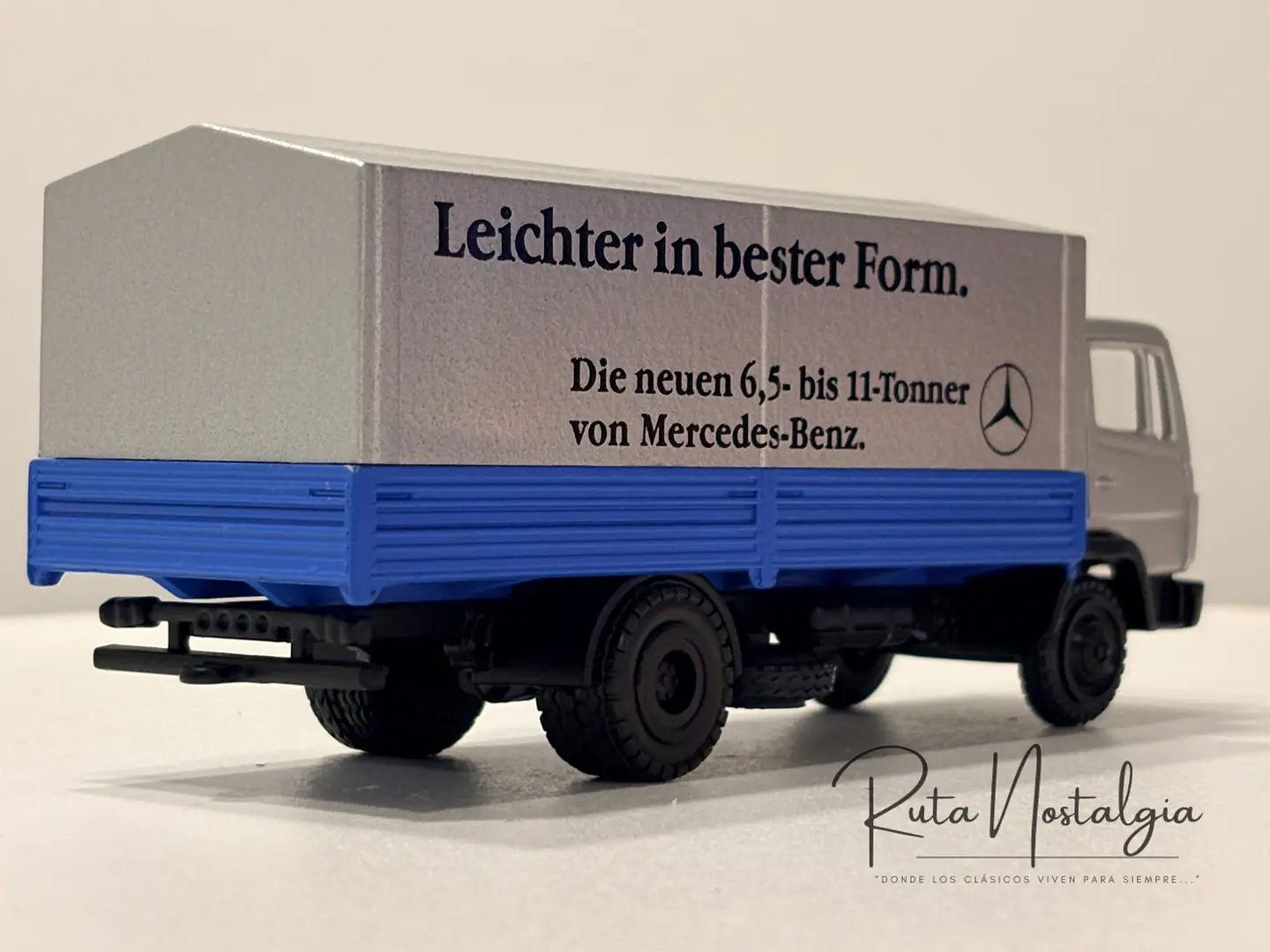 Camión a escala Mercedes-Benz LN2 / 814 “Leichter in bester Form” NZG 1:50 | Camión clásico Alemania Federal, modelo promocional Mercedes-Benz No.249 de colección en Chile 8