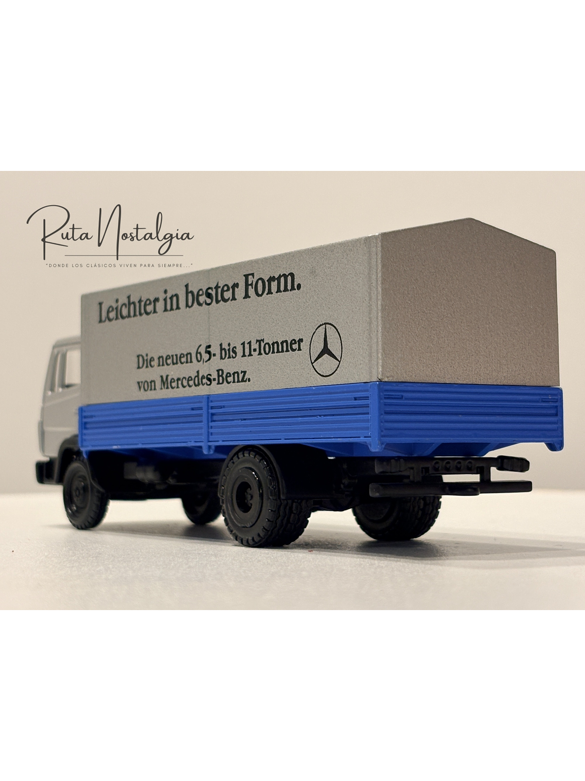 Mercedes-Benz LN2 / 814 “Leichter in bester Form” NZG 1:50 | Camión clásico promocional Mercedes-Benz No.249 de colección en Chile 7