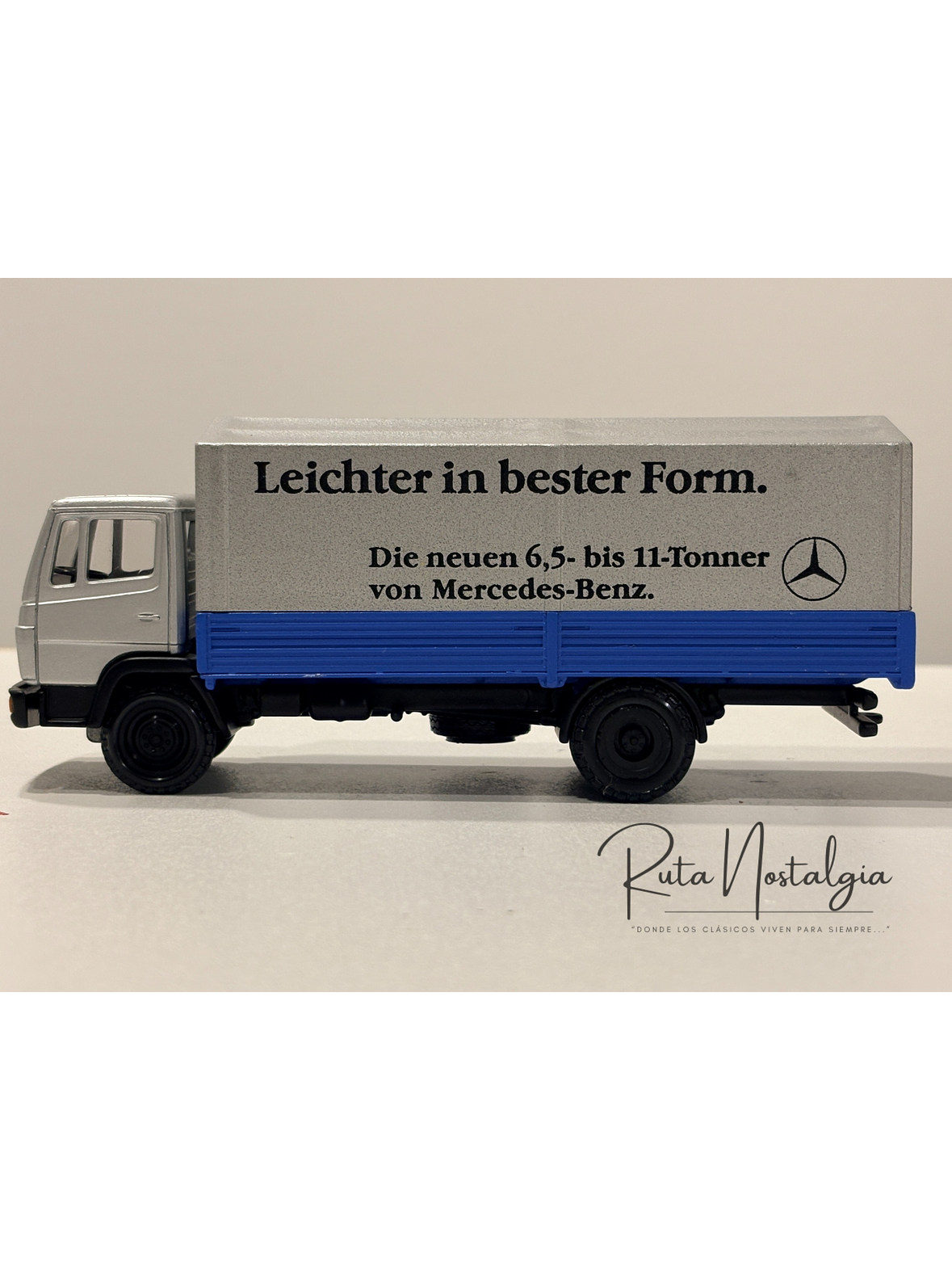 Mercedes-Benz LN2 / 814 “Leichter in bester Form” NZG 1:50 | Camión clásico promocional Mercedes-Benz No.249 de colección en Chile 6