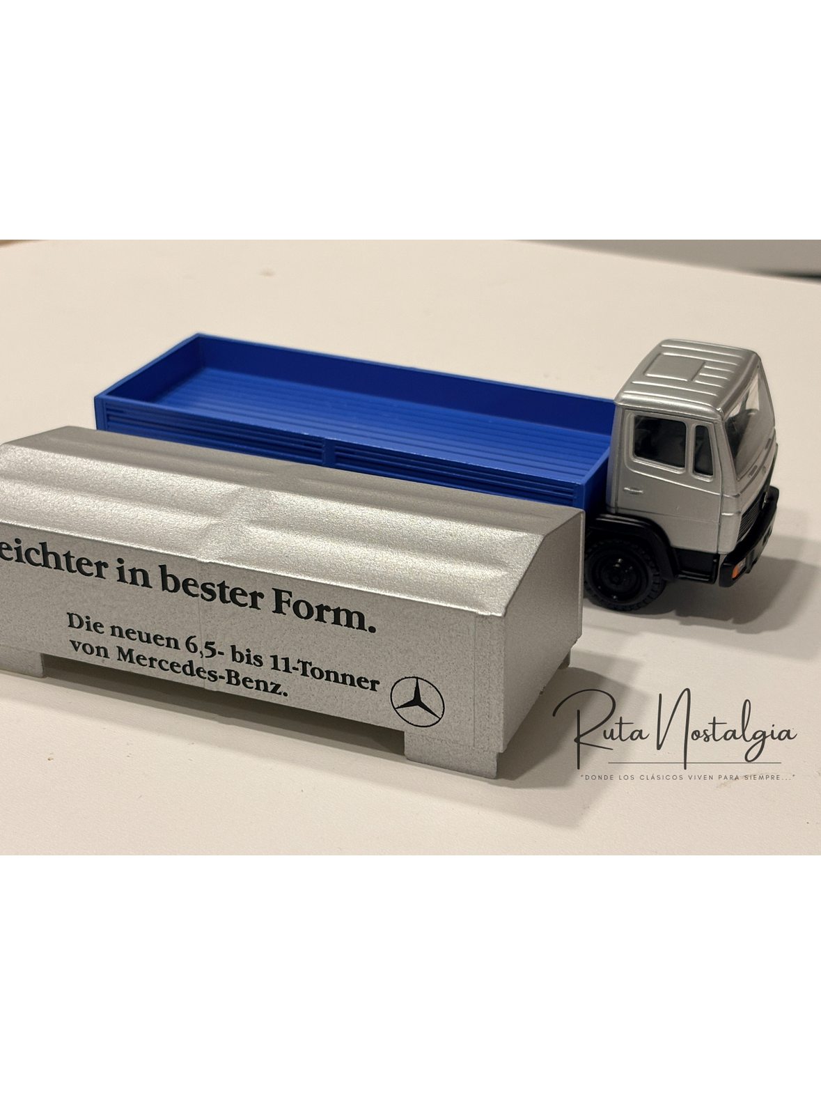 Mercedes-Benz LN2 / 814 “Leichter in bester Form” NZG 1:50 | Camión clásico promocional Mercedes-Benz No.249 de colección en Chile 4