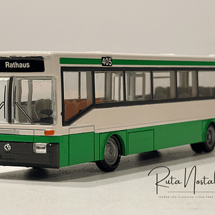 Mercedes-Benz O 405 Stadbus 1:50 NZG No. 255 | Bus urbano clásico alemán de colección en Chile