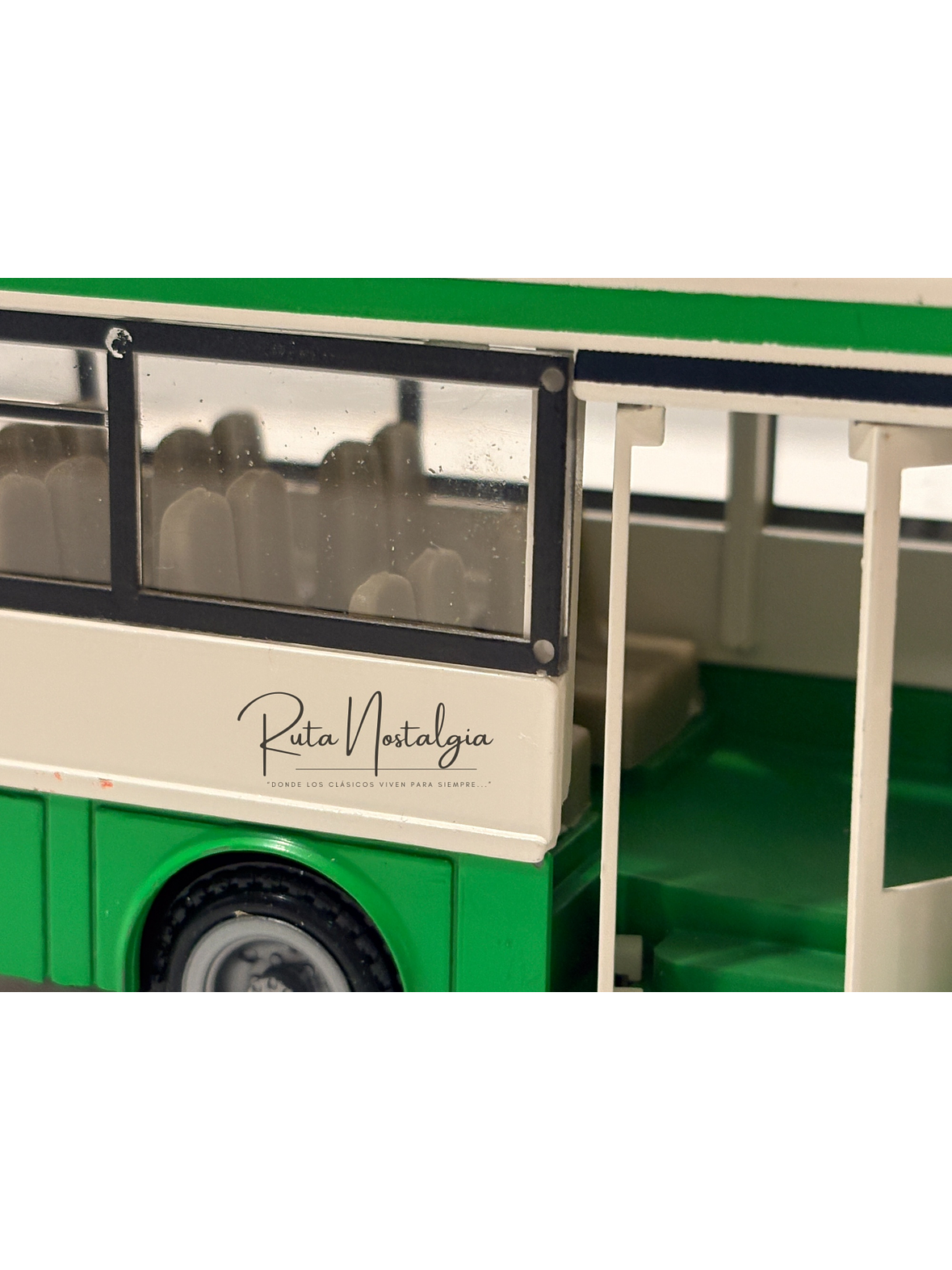 Mercedes-Benz O 405 Stadbus 1:50 NZG No. 255 | Bus urbano clásico alemán de colección en Chile 3