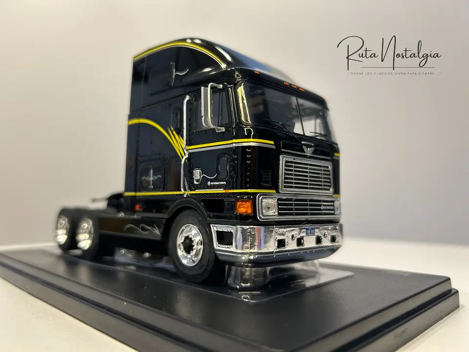 Camión International Eagle 9800 (1995) | IXO 1:43 13
