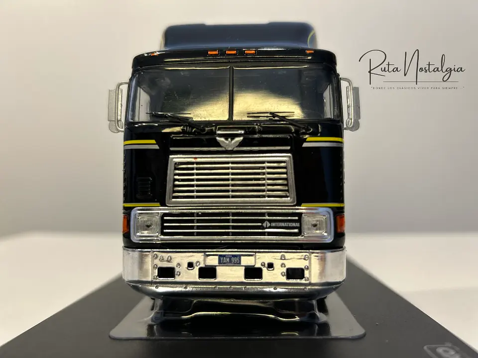 Camión International Eagle 9800 (1995) | IXO 1:43 12
