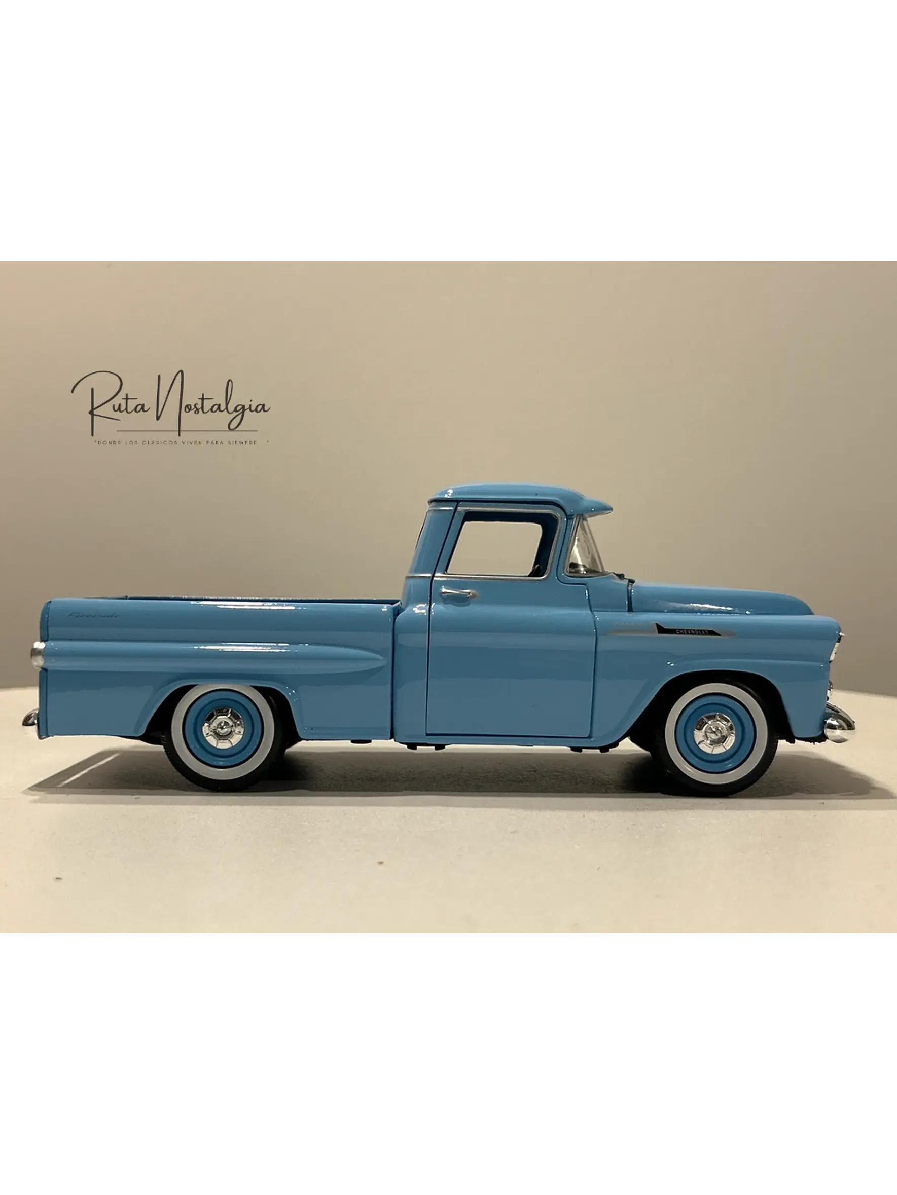 Camioneta a escala Chevrolet Apache Fleetside 1958 | Motormax 1:24 – Pickup clásica americana de colección 5