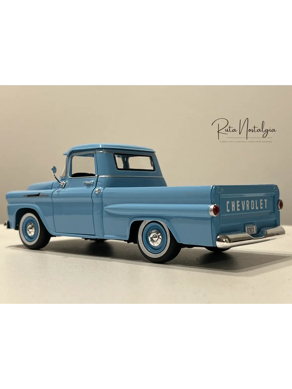 Camioneta a escala Chevrolet Apache Fleetside 1958 | Motormax 1:24 – Pickup clásica americana de colección 8