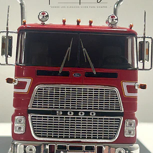 Camión Ford CL 9000 (1976) a Escala 1:43 | Modelo Ixo models. Coleccionable, en Metal Detallado