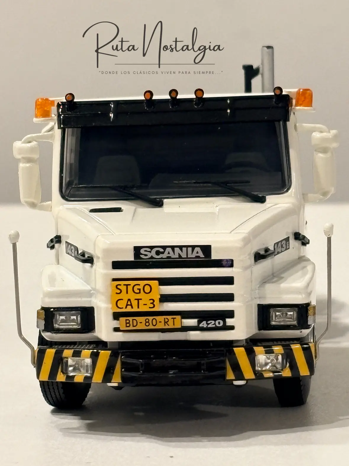Camión Scania 143E Torpedo 