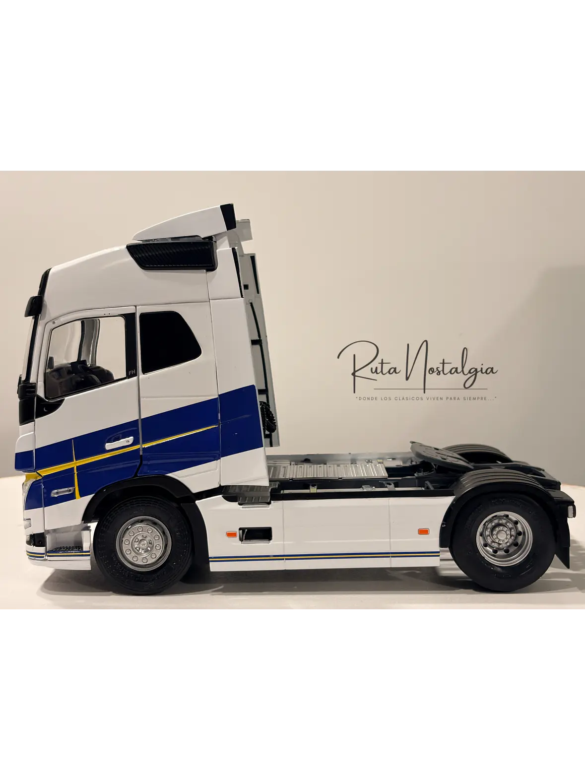 Camión Volvo FH16 750 Globetrotter XL - Göteborg Edition (2019) | Sólido - escala 1:24 8