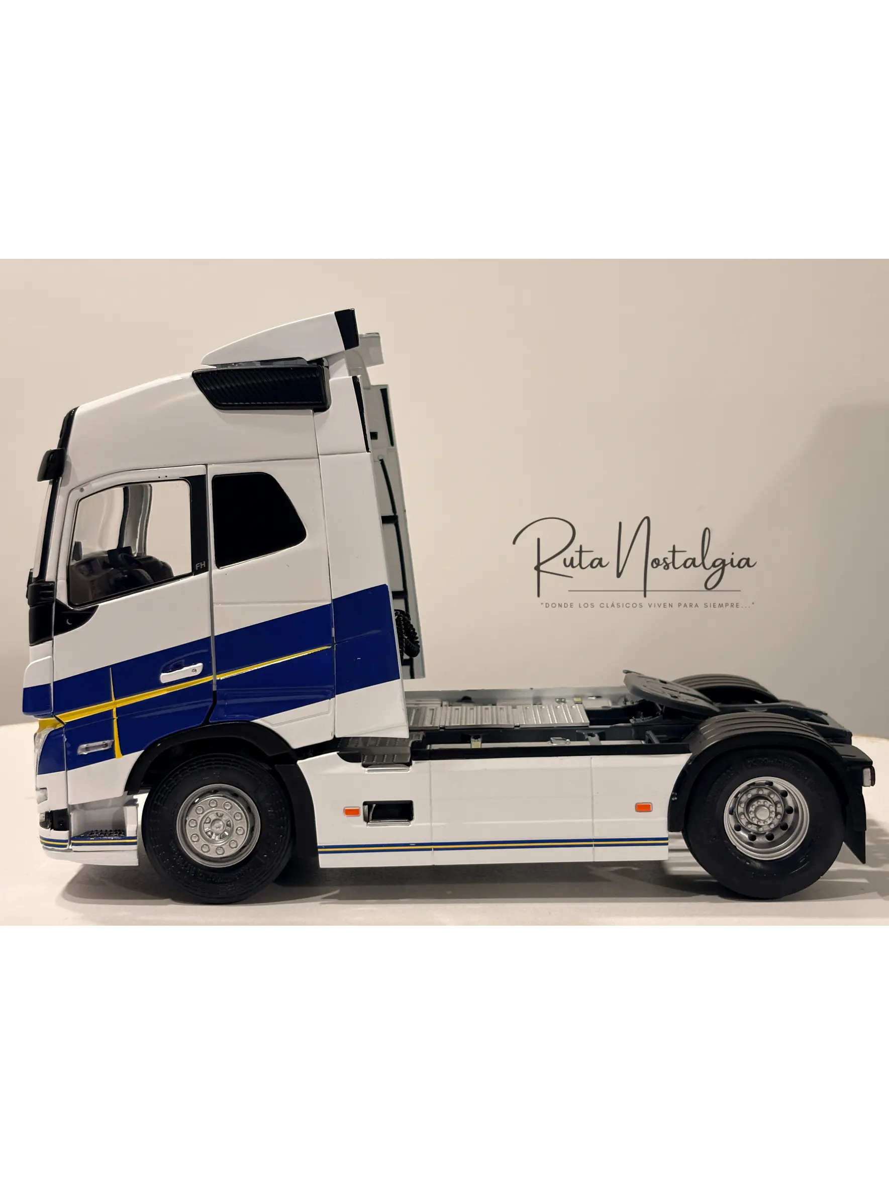 Camión Volvo FH16 750 Globetrotter XL - Göteborg Edition (2019) | Sólido - escala 1:24 8