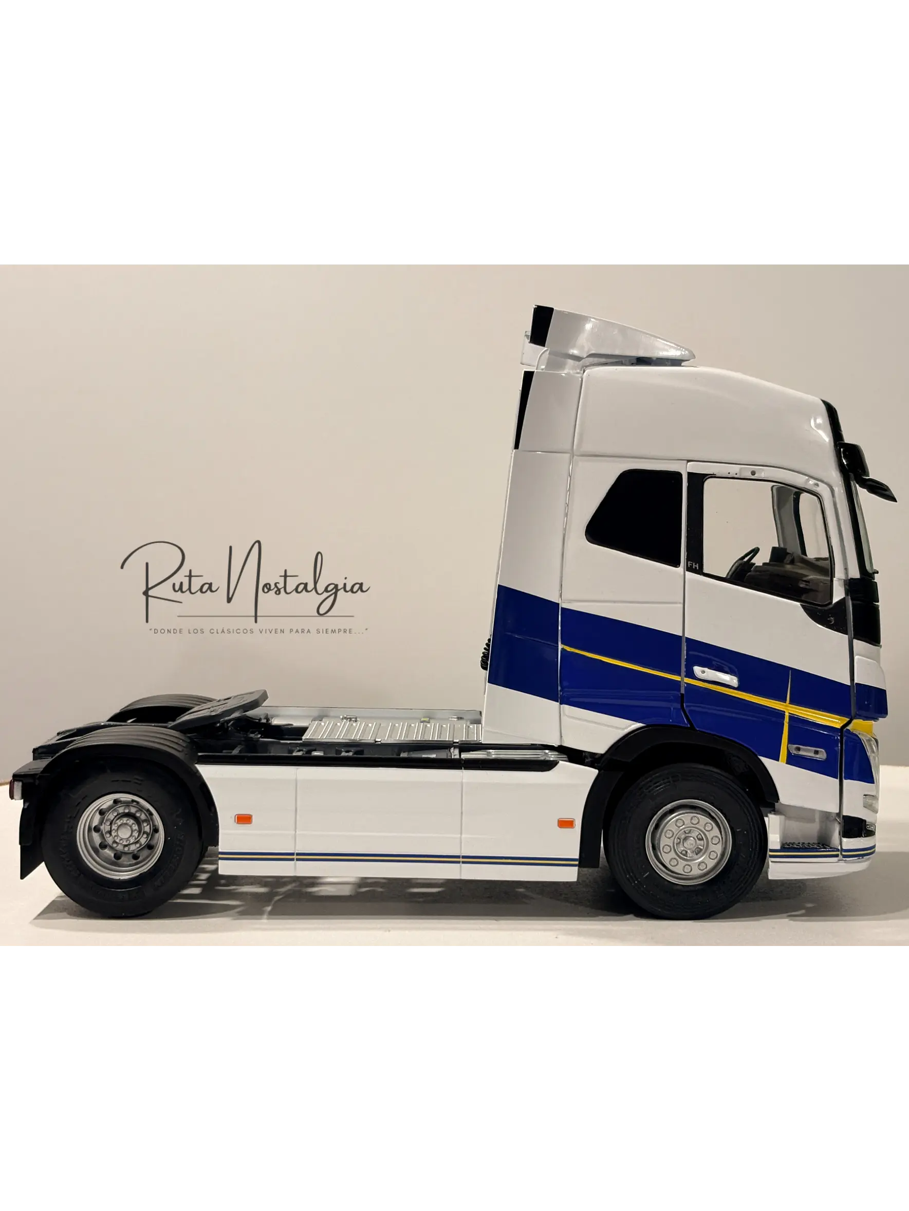 Camión Volvo FH16 750 Globetrotter XL - Göteborg Edition (2019) | Sólido - escala 1:24 5