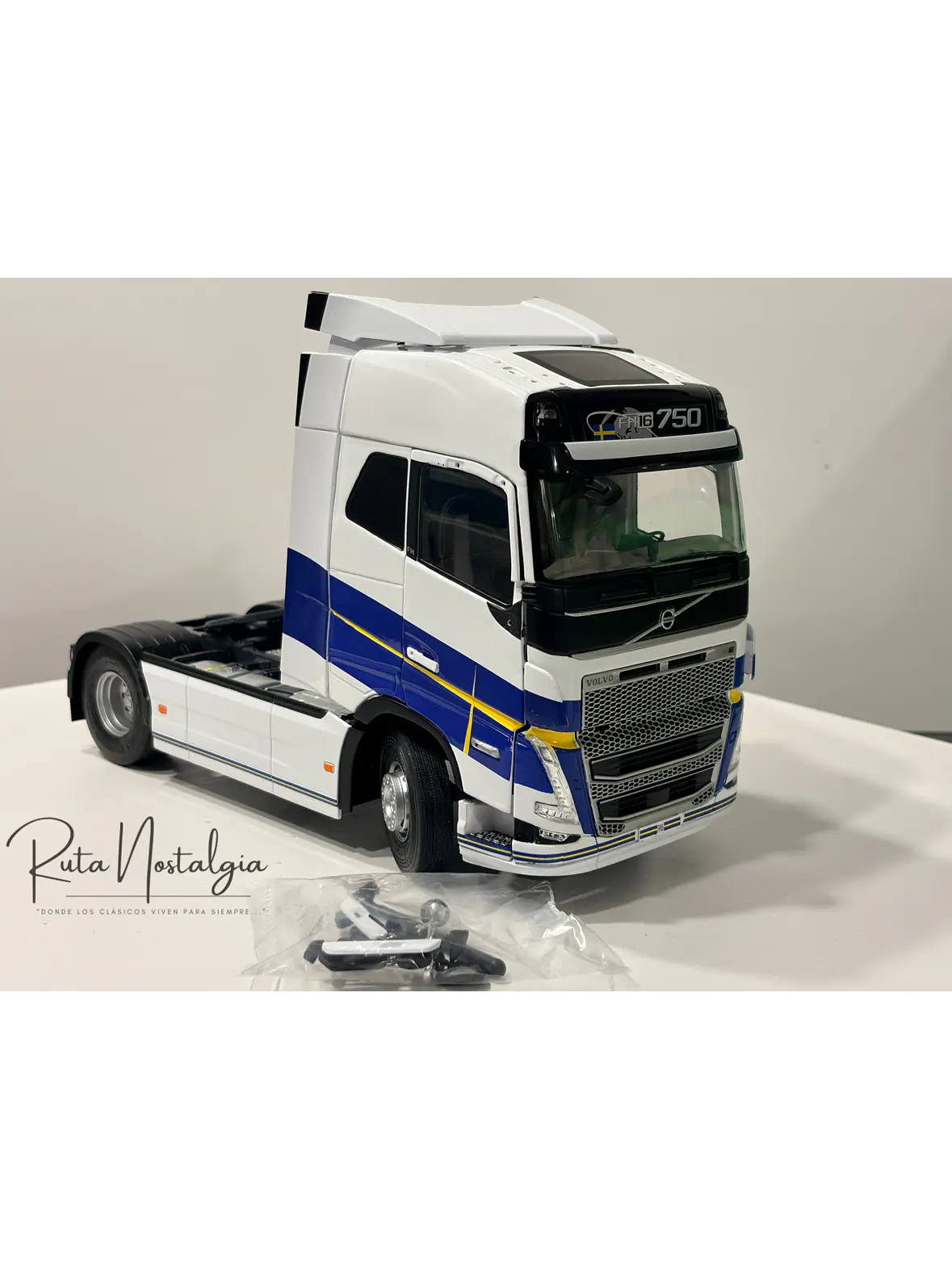 Camión Volvo FH16 750 Globetrotter XL - Göteborg Edition (2019) | Sólido - escala 1:24 4