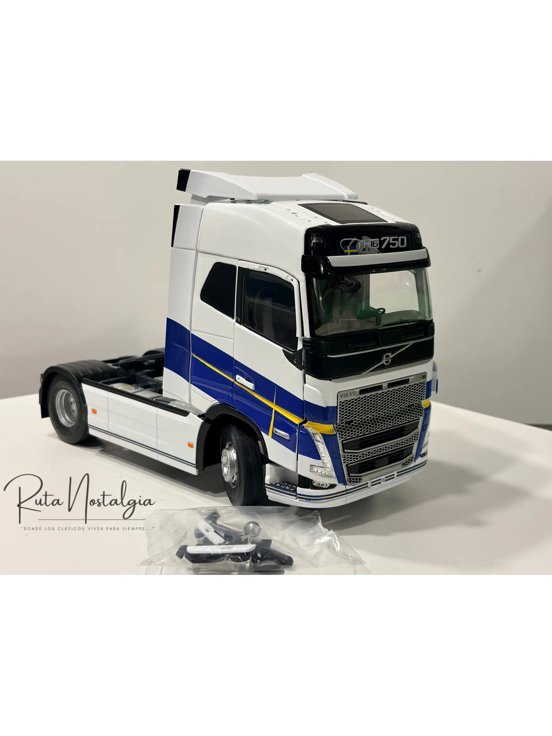 Camión Volvo FH16 750 Globetrotter XL - Göteborg Edition (2019) | Sólido - escala 1:24 4