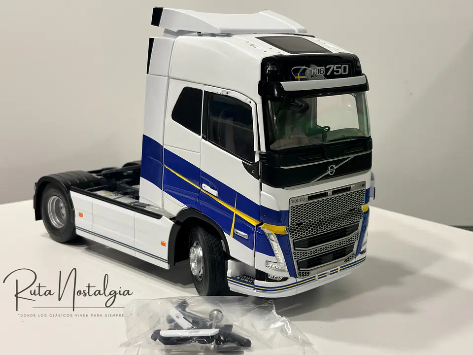 Camión Volvo FH16 750 Globetrotter XL - Göteborg Edition (2019) | Sólido - escala 1:24 4