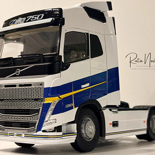 Camión Volvo FH16 750 Globetrotter XL - Göteborg Edition (2019) | Sólido - escala 1:24