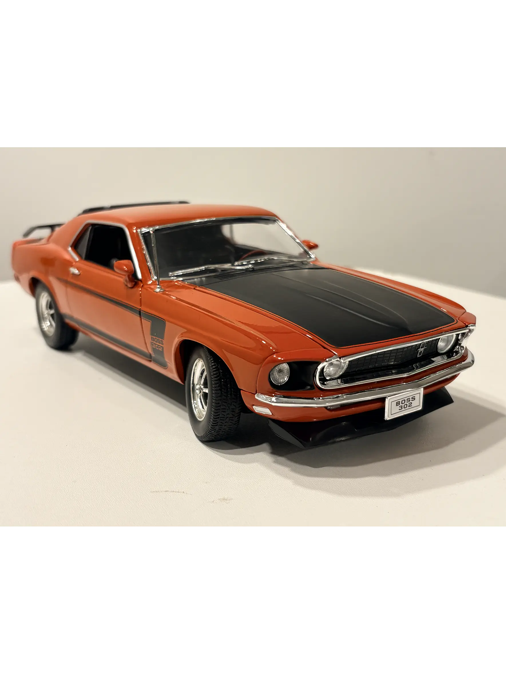 Auto Ford Mustang Boss 302 1969 Welly 1:18 | Muscle Car Clásico de Colección en Chile 1