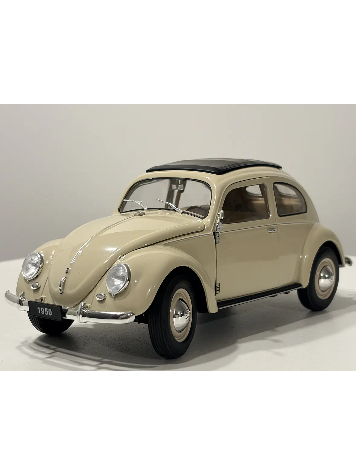 Auto Volkswagen Escarabajo (1950) | Welly, escala 1:18 -  VW Käfer Brezelfenster,  split-window de colección en Chile 4
