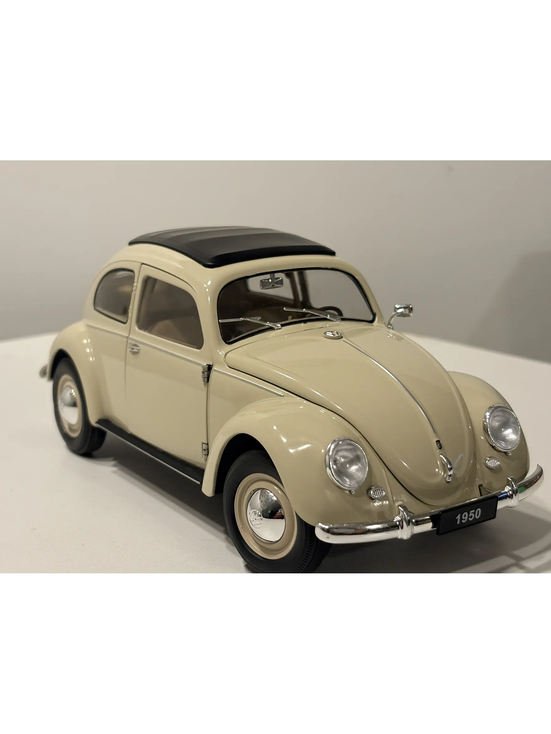 Auto Volkswagen Escarabajo (1950) | Welly, escala 1:18 -  VW Käfer Brezelfenster,  split-window de colección en Chile 11